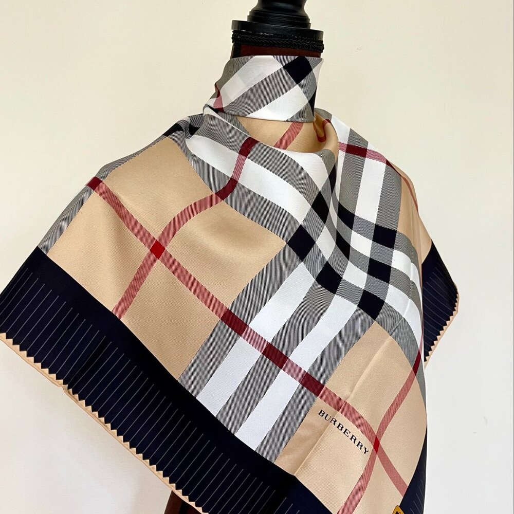 NWT Burberry Scarf House Check Beige Black Border Silk Scarf Wrap - Picture 2 of 16